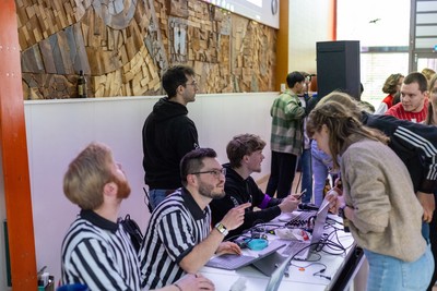 7-VoidPong_2024_04_25-Website Large.jpeg